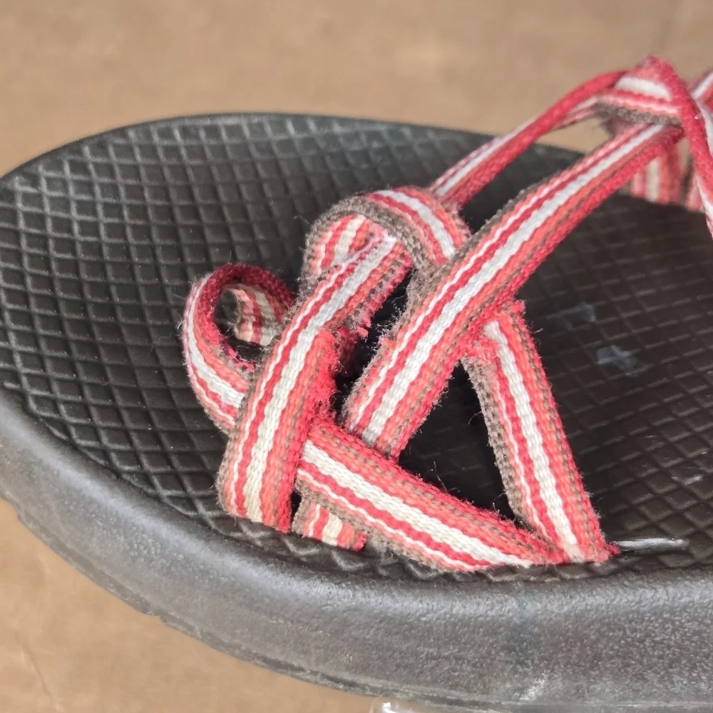 Chaco Womens Pink Classic Outdoor Double Strap Hiking Camping ZX Sandals Size 8